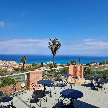 Hotel Calysea Tropea - Breakfast & Brunch Until 13-00 Included - Free Private Parking-2
